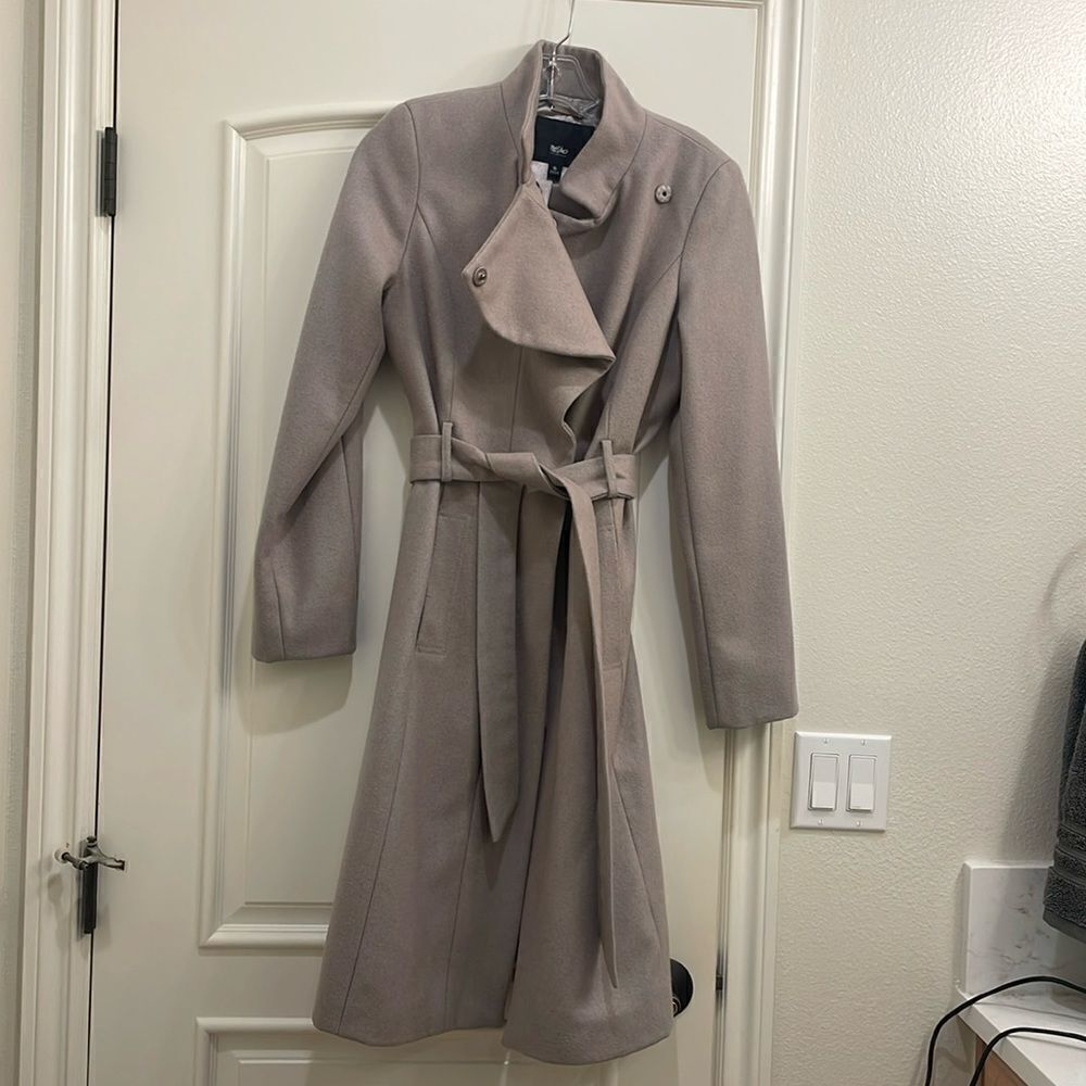 Mossimo Supply Company for Target woman's tan trench coat - Picture 1 of 15
